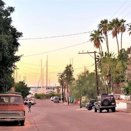 Downtown Beautiful 2Br Apartment Blocks From Beach #5 La Paz Exteriör bild