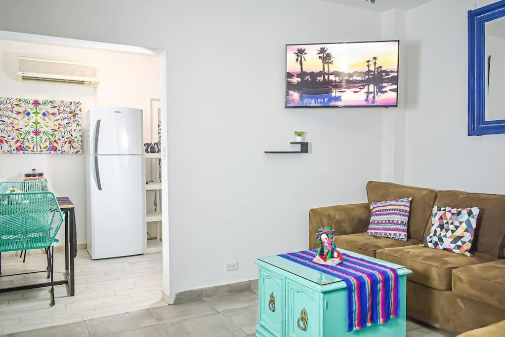 Downtown Beautiful 2Br Apartment Blocks From Beach #5 La Paz Exteriör bild