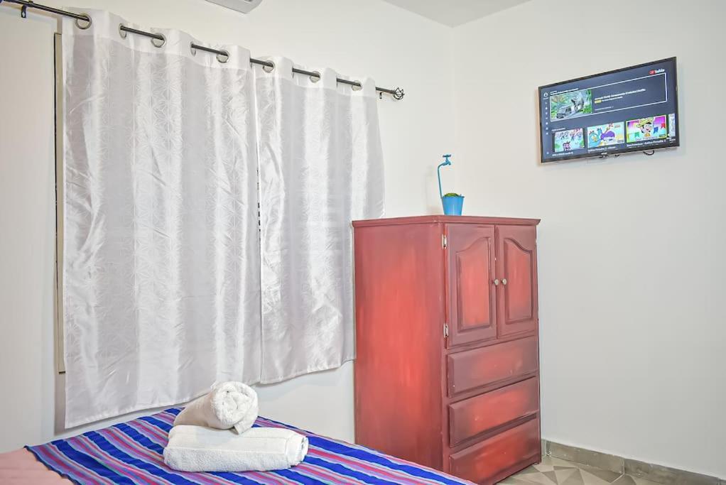 Downtown Beautiful 2Br Apartment Blocks From Beach #5 La Paz Exteriör bild